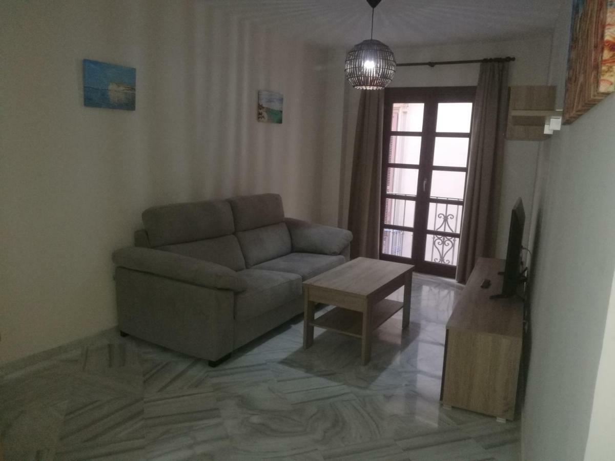 Apartamentos Edificio Vicente マラガ エクステリア 写真