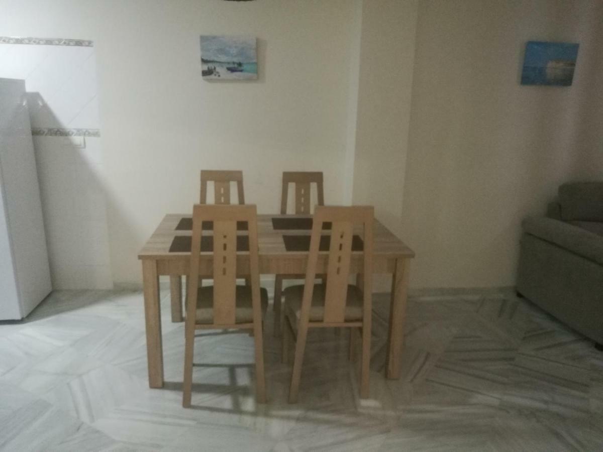 Apartamentos Edificio Vicente マラガ エクステリア 写真