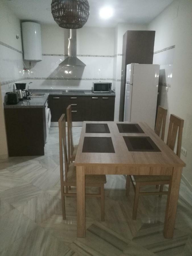 Apartamentos Edificio Vicente マラガ エクステリア 写真