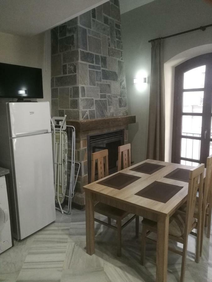 Apartamentos Edificio Vicente マラガ エクステリア 写真