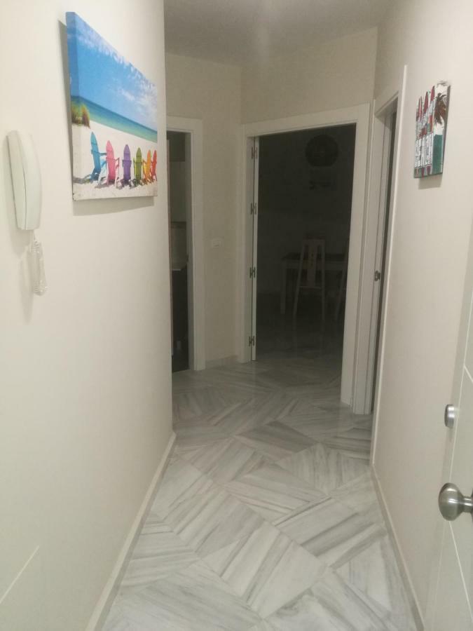 Apartamentos Edificio Vicente マラガ エクステリア 写真
